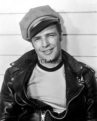 רקקלאסיקה 1953 שחקן בחור קשוח מרלון ברנדו מעיל עור פראי אופנוע אחד 8 על 10 תמונה